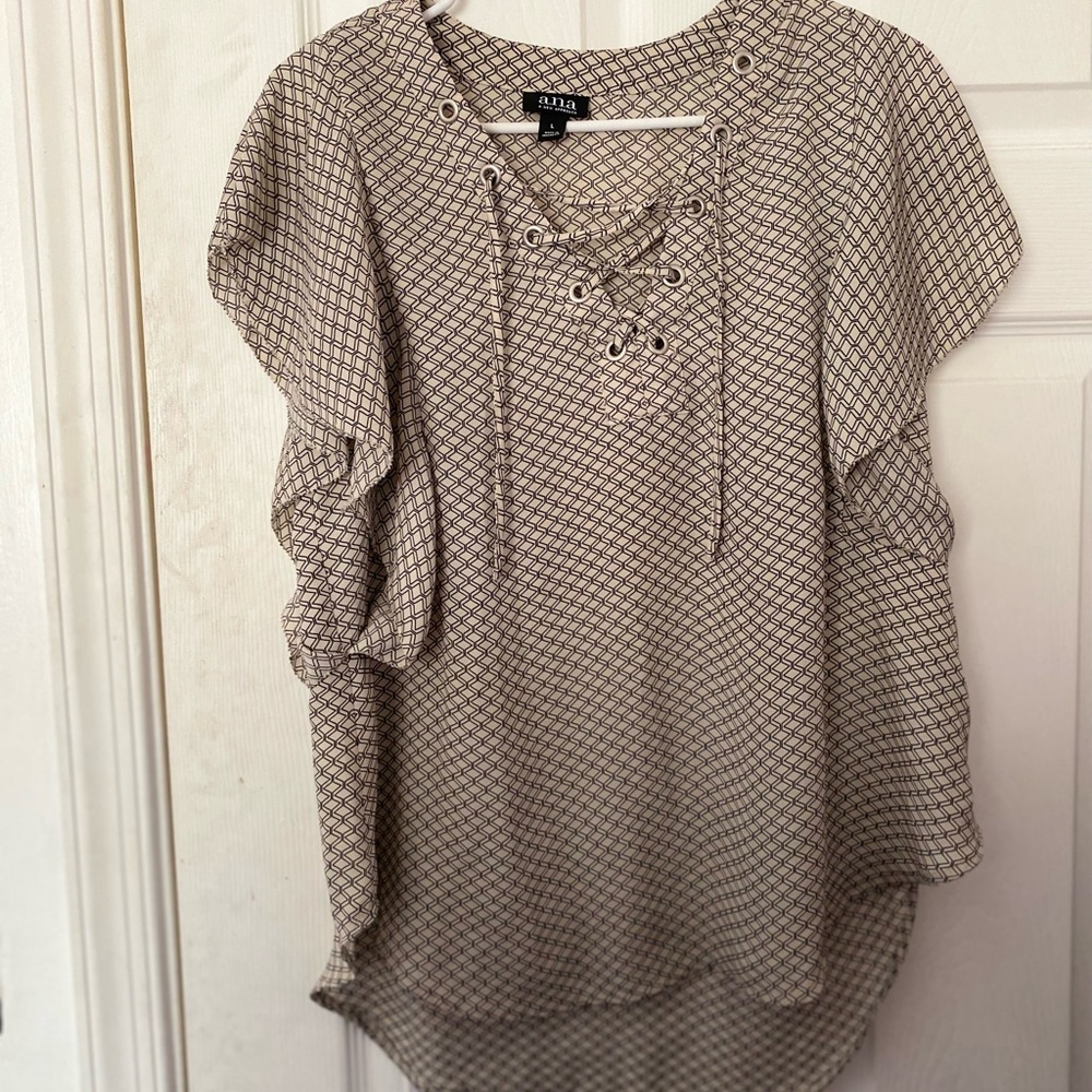 Woman’s blouse